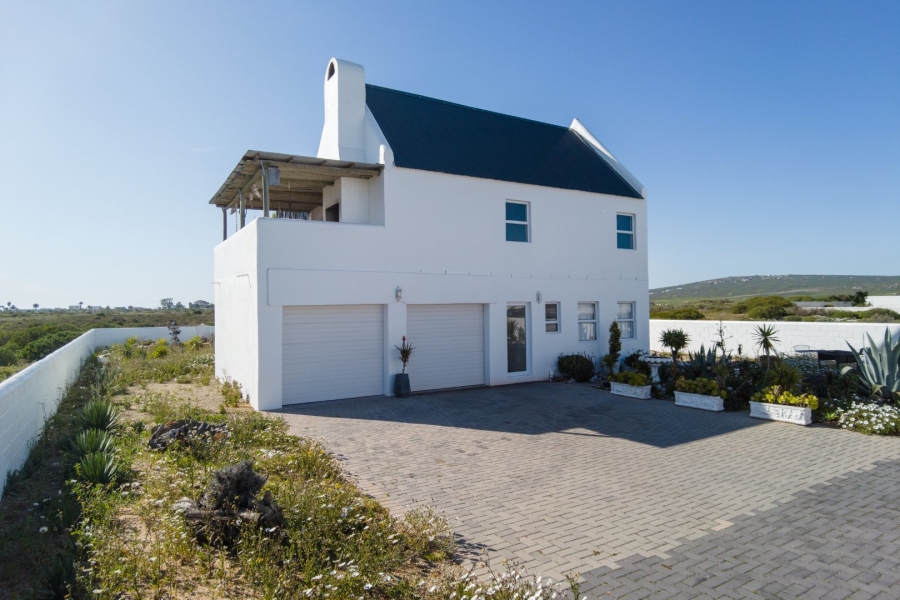 3 Bedroom Property for Sale in Lampiesbaai Western Cape